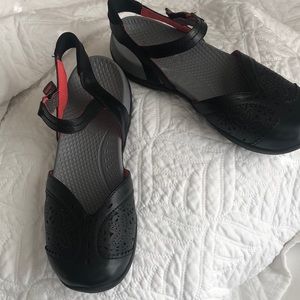 Baretraps Black Mary Jane’s